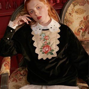 Black Velour Embroidered Flower Pearl Sweatshirt